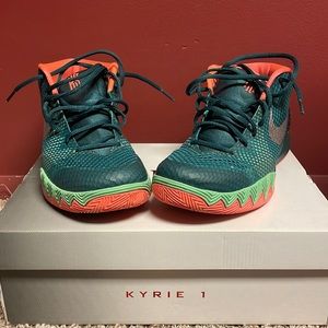 Kyrie 1 Venus fly trap with original box